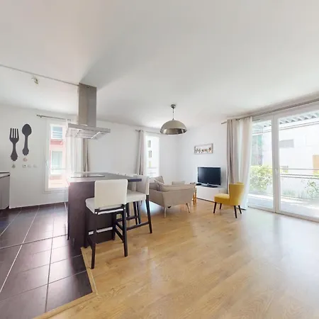 Bright And Spacious Near Paris * L'Ile-Saint-Denis